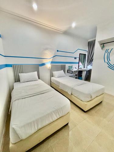 One Stop Hotel