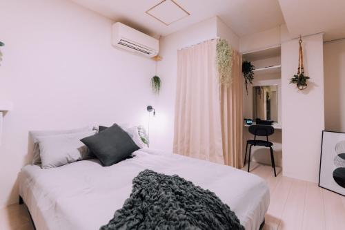 Minimalist Loft Namba Compact Studio with a 24-hour Gym MA1001
