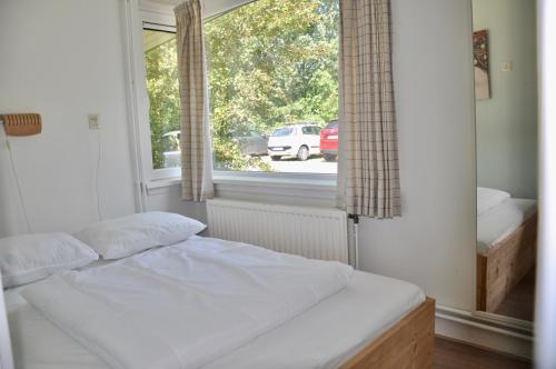 Duinland 87 in Sint Maartensvlotbrug