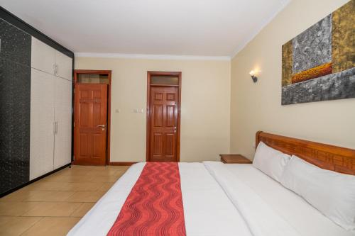 Three-Bedroom Apartment - High Floor image 10