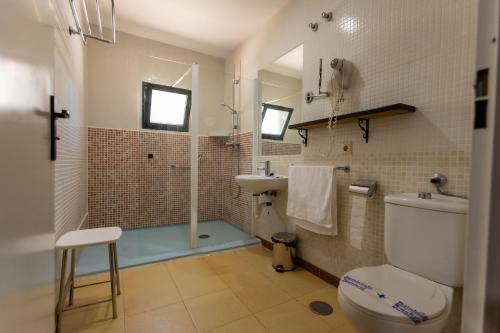 Hostal - Bungalows Camping Cáceres (Hostal - Bungalows Camping Caceres) in 厄本扎西翁