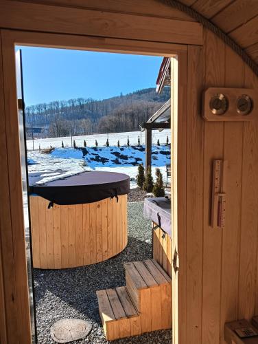 W Zaciszu Gomólnika (W Zaciszu Gomolnika) in Gluszyca Gorna