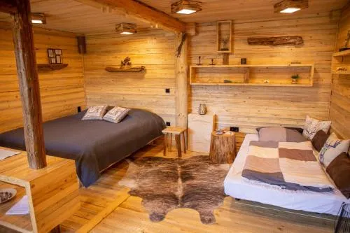 Land Alm Wellness Lodge mit Sauna in Nohra, Deutschland