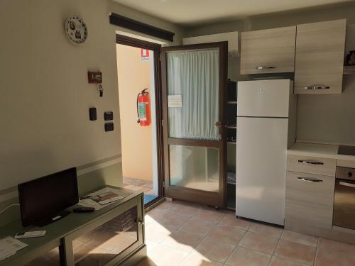 VILLETTA TRA GLI ULIVi 2 VILLETTA TRA GLI ULIVi 2