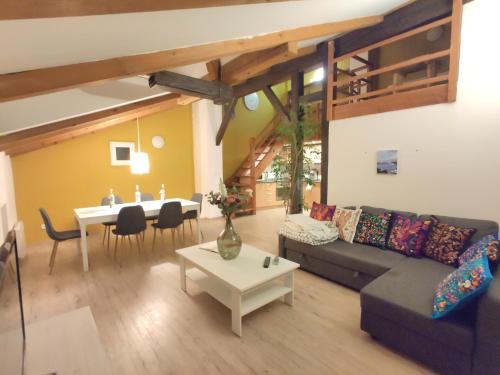 CozyGem House 2 walk Charles Bridge, Prag (Foto 2)