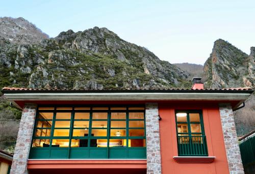 Roca de Guía Somiedo gîte à louer El Castro