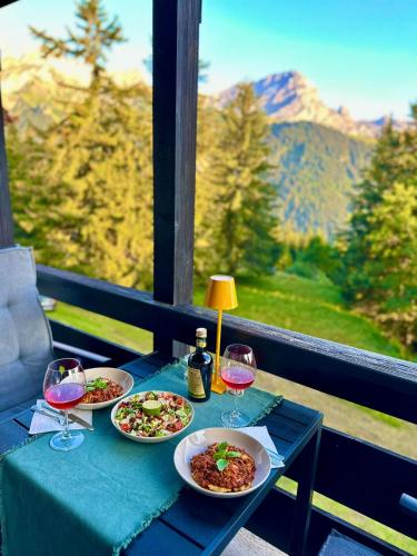THE ALPINE STUDIO by the ski slopes & lake Frience, Gryon