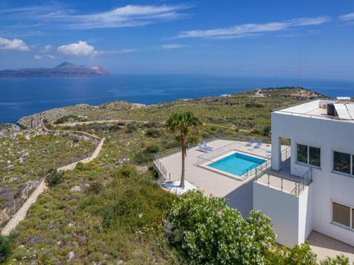 Magnificent modern villa on an elevated position with sea views gîte à louer Ákra Drápanon
