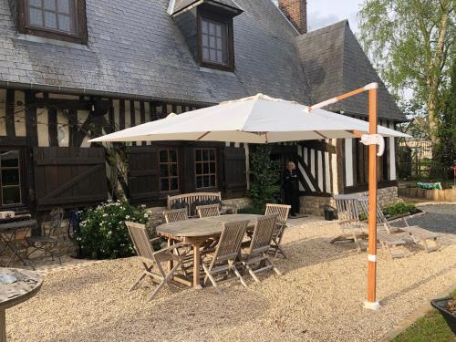 cottage maison de campagne Normandie house Normandy in Brionne