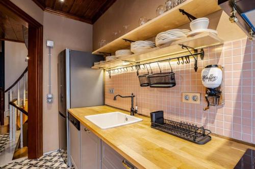 Stunning New Balat Water Front Pad! #383, Istanbul (foto 10)