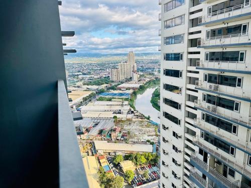 LetStay Aspire 42S 1-BR Condo 56-Sqm in Santolan