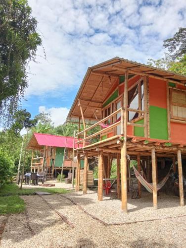 Cabañas Villa Paul (Cabanas Villa Paul) in Tobia