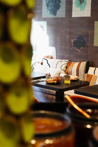 Best Western Plus Up Hotel - Lille Centre Gares - image 4