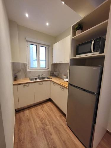 2 bd renovated flat at acropolis, Athènes (photo 10)