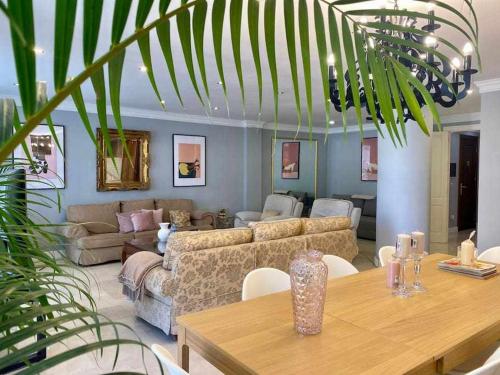 Pan y aceite 2 By Solymar Holiday