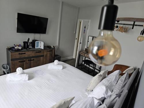 Sleepy Puffin Guest House - image 9