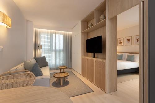 room detail thumbnail 0