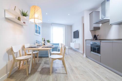 APARTOYOU PREMIUM - Apartamentos Casa Linares - Barriada Río San Pedro