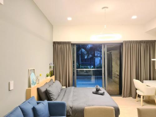 M city Service Suite M city Service Suite