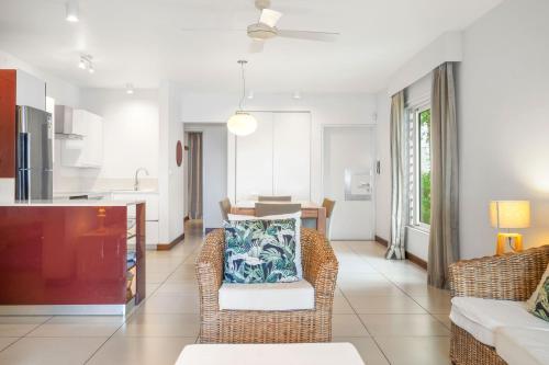 Kanope Bay - Holiday Beachfront Apartments 5
