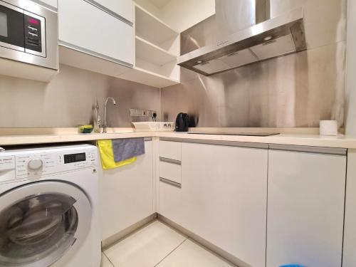 M city Service Suite M city Service Suite