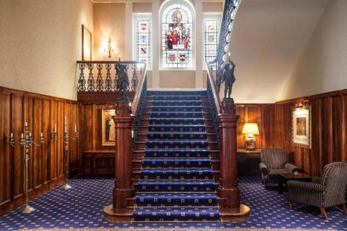 . Exeter Rougemont Station Experience By Palette Resorts
