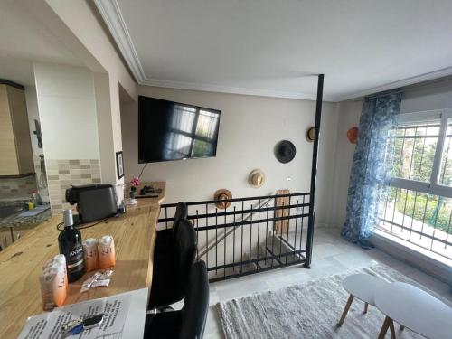 Two-Bedroom Apartment with Balcony and Sea View image 1