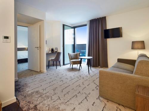 Kyriad Troyes Centre Room Type - Family Suite