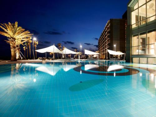 Swimming pool, Haevichi Hotel & Resort Jeju in Seongsan