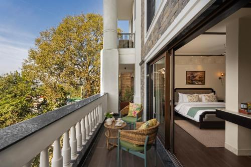 ระเบียง/ชานเรือน, Auradoon, Dehradun - By Leisure Hotels in ภัควันต์ปุระ