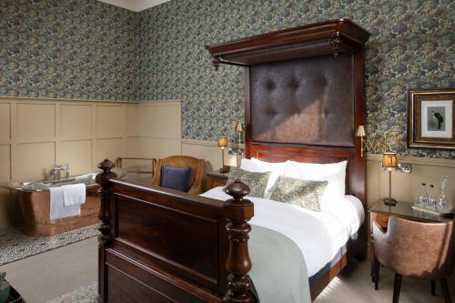 The Churchill Hotel - image 10