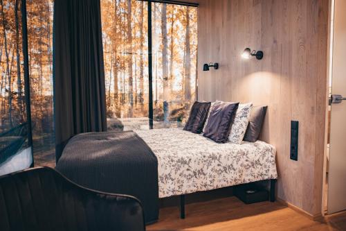 Mimpi Experience Peegelmajad in Saaritsa
