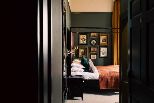 The Churchill Hotel - image 14