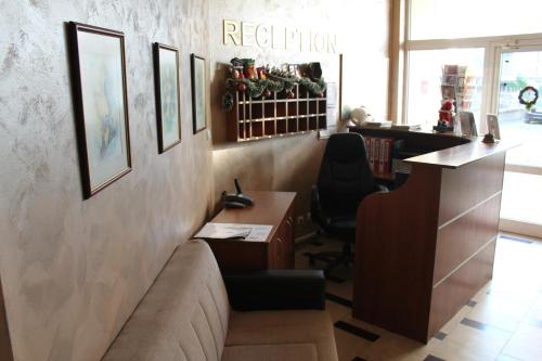 大堂, Family Hotel Lazuren Briag in 布爾加斯
