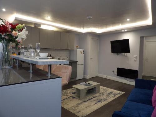 City Convenience, Calm Comfort-- A Stylish One-Bedroom Retreat Just 3 Stops from the Heart of the City, Edinburgh (fotografie 7)