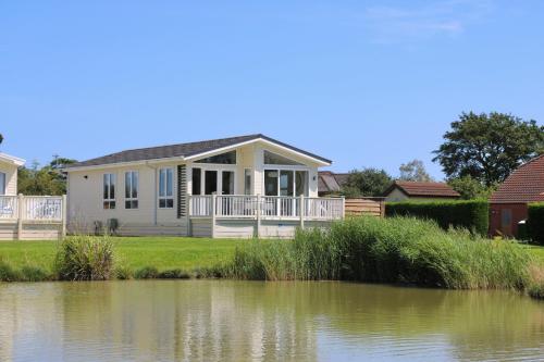 Grange Farm Park - image 14