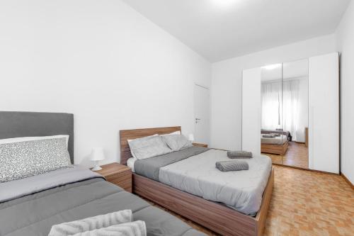 MA26 -San Siro- Large - New Apartment -, Mediolan