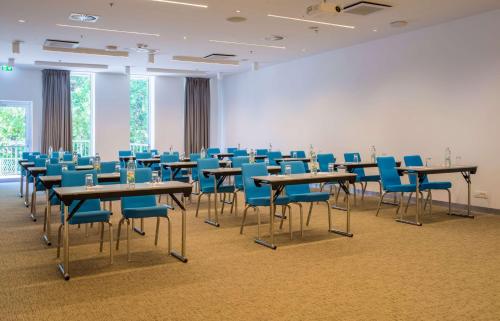 Radisson Blu Resort & Spa - image 8