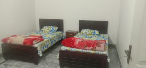 Gujrat Hotel in Gujrat (Punjab)