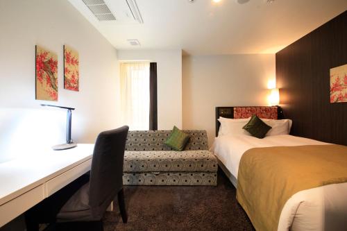 room detail thumbnail 1