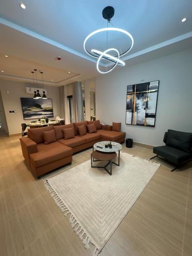 Three Bedrooms Smart Access Compound - شقة انيقة ثلاث غرف كمباوند مدخل ذكي