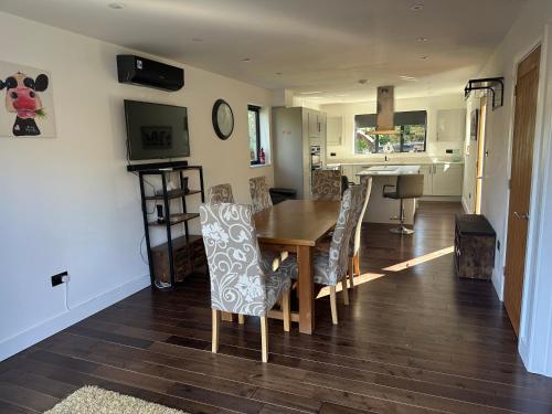 Woodside House Woodside House