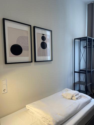 Motel Blue - image 11