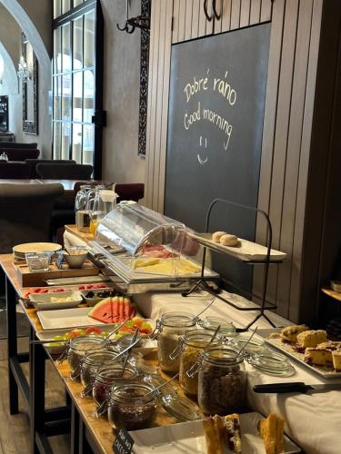 餐飲選擇, 蘭戈酒店 (Hotel Rango) in 皮爾森