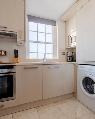 Central Apartments near Marble Arch 3