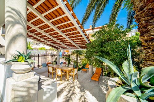 Holiday Home Labineca - main image