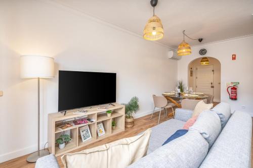 HostWise - Elegant & Stylish Flat w/ Balcony, Portimão (fotografie 10)