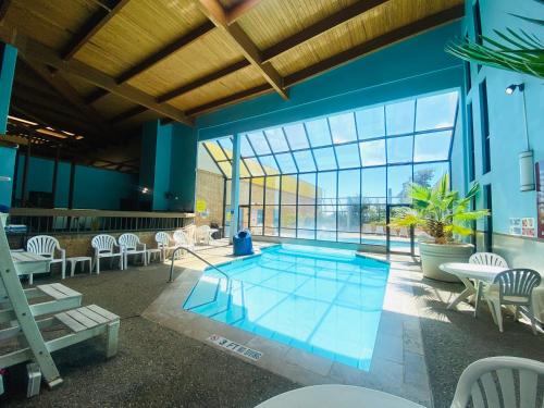 Piscină, MCM Grande FunDome Odessa in Odessa