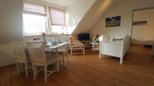 Ferienwohnung Rapsspeicher - Landlust Osterwarf in Norddeich, Deutschland