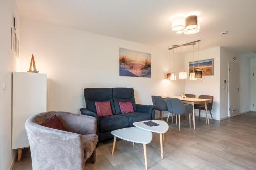 Apartment with Terrace image 5